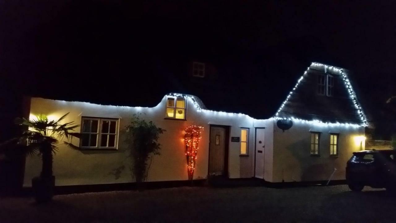 Weir Cottage Fordingbridge Exterior photo